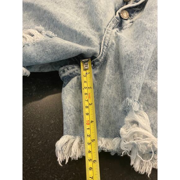 Vanilla Star Denim cut off's button fly , distressed shorts 100% Cotton size 10 - Picture 5 of 7